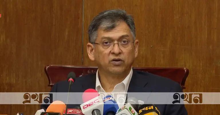 স্বরাষ্ট্রমন্ত্রী সালাহউদ্দিন আহমদ